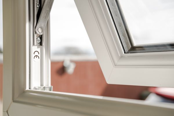 Cost of Window Hinge Replacement in North Charleston