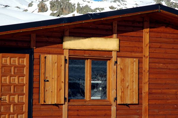 Cabin Window Repair Service